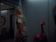 extant_StarTrek_VOY_4x12-MortalCoil_00304.jpg