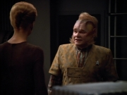 extant_StarTrek_VOY_4x12-MortalCoil_00347.jpg