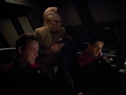 extant_StarTrek_VOY_4x12-MortalCoil_00458.jpg