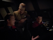 extant_StarTrek_VOY_4x12-MortalCoil_00468.jpg