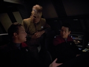 extant_StarTrek_VOY_4x12-MortalCoil_00469.jpg