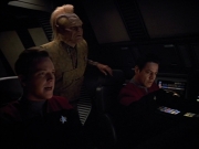 extant_StarTrek_VOY_4x12-MortalCoil_00493.jpg