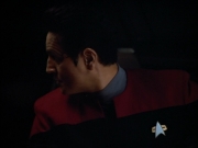 extant_StarTrek_VOY_4x12-MortalCoil_00759.jpg