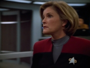 extant_StarTrek_VOY_4x12-MortalCoil_00803.jpg