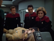 extant_StarTrek_VOY_4x12-MortalCoil_00861.jpg