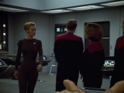 extant_StarTrek_VOY_4x12-MortalCoil_00879.jpg