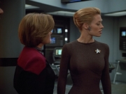 extant_StarTrek_VOY_4x12-MortalCoil_00896.jpg