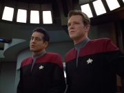 extant_StarTrek_VOY_4x12-MortalCoil_00920.jpg