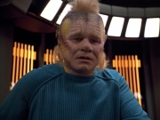 extant_StarTrek_VOY_4x12-MortalCoil_01183.jpg