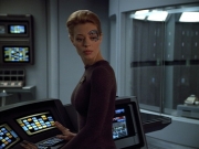 extant_StarTrek_VOY_4x12-MortalCoil_01211.jpg