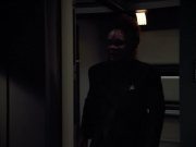 extant_StarTrek_VOY_4x12-MortalCoil_01368.jpg