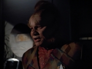 extant_StarTrek_VOY_4x12-MortalCoil_01372.jpg