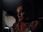 extant_StarTrek_VOY_4x12-MortalCoil_01373.jpg