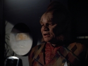 extant_StarTrek_VOY_4x12-MortalCoil_01377.jpg