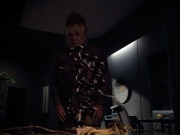 extant_StarTrek_VOY_4x12-MortalCoil_01395.jpg