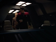 extant_StarTrek_VOY_4x12-MortalCoil_01566.jpg
