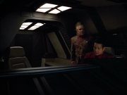 extant_StarTrek_VOY_4x12-MortalCoil_01573.jpg