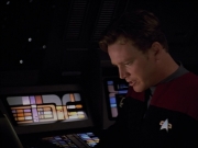 Filename=extant_StarTrek_VOY_4x12-MortalCoil_01603.jpg
Filesize=110KiB
Dimensions=1200x900
Date added=Sep 14, 2019 extant_StarTrek_VOY_4x12-MortalCoil_01603.jpg