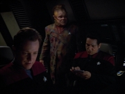 extant_StarTrek_VOY_4x12-MortalCoil_01612.jpg
