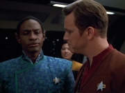 extant_StarTrek_VOY_4x12-MortalCoil_01869.jpg