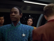 extant_StarTrek_VOY_4x12-MortalCoil_01871.jpg