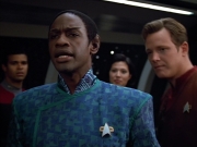 extant_StarTrek_VOY_4x12-MortalCoil_01875.jpg