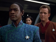 extant_StarTrek_VOY_4x12-MortalCoil_01883.jpg