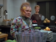 extant_StarTrek_VOY_4x12-MortalCoil_01894.jpg