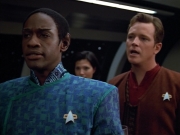 Filename=extant_StarTrek_VOY_4x12-MortalCoil_01921.jpg
Filesize=170KiB
Dimensions=1200x900
Date added=Sep 14, 2019 extant_StarTrek_VOY_4x12-MortalCoil_01921.jpg