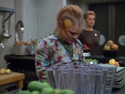 Filename=extant_StarTrek_VOY_4x12-MortalCoil_01939.jpg
Filesize=188KiB
Dimensions=1200x900
Date added=Sep 14, 2019 extant_StarTrek_VOY_4x12-MortalCoil_01939.jpg
