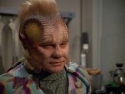 Filename=extant_StarTrek_VOY_4x12-MortalCoil_01966.jpg
Filesize=170KiB
Dimensions=1200x900
Date added=Sep 14, 2019 extant_StarTrek_VOY_4x12-MortalCoil_01966.jpg
