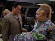 Filename=extant_StarTrek_VOY_4x12-MortalCoil_02033.jpg
Filesize=211KiB
Dimensions=1200x900
Date added=Sep 14, 2019 extant_StarTrek_VOY_4x12-MortalCoil_02033.jpg