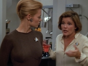 extant_StarTrek_VOY_4x12-MortalCoil_02087.jpg