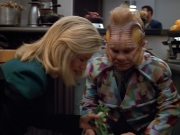 Filename=extant_StarTrek_VOY_4x12-MortalCoil_02163.jpg
Filesize=194KiB
Dimensions=1200x900
Date added=Sep 14, 2019 extant_StarTrek_VOY_4x12-MortalCoil_02163.jpg
