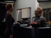 Filename=extant_StarTrek_VOY_4x12-MortalCoil_02348.jpg
Filesize=147KiB
Dimensions=1200x900
Date added=Sep 14, 2019 extant_StarTrek_VOY_4x12-MortalCoil_02348.jpg