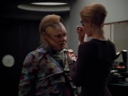 Filename=extant_StarTrek_VOY_4x12-MortalCoil_02362.jpg
Filesize=140KiB
Dimensions=1200x900
Date added=Sep 14, 2019 extant_StarTrek_VOY_4x12-MortalCoil_02362.jpg