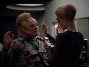 Filename=extant_StarTrek_VOY_4x12-MortalCoil_02366.jpg
Filesize=150KiB
Dimensions=1200x900
Date added=Sep 14, 2019 extant_StarTrek_VOY_4x12-MortalCoil_02366.jpg