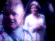 extant_StarTrek_VOY_4x12-MortalCoil_02812.jpg