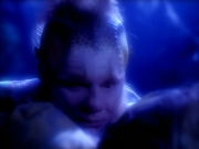 extant_StarTrek_VOY_4x12-MortalCoil_02974.jpg