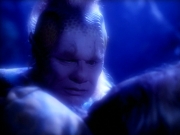 extant_StarTrek_VOY_4x12-MortalCoil_02984.jpg