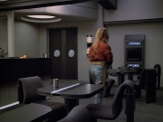 Filename=extant_StarTrek_VOY_4x12-MortalCoil_03200.jpg
Filesize=165KiB
Dimensions=1200x900
Date added=Sep 14, 2019 extant_StarTrek_VOY_4x12-MortalCoil_03200.jpg