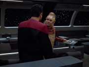 extant_StarTrek_VOY_4x12-MortalCoil_03226.jpg