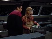 Filename=extant_StarTrek_VOY_4x12-MortalCoil_03228.jpg
Filesize=148KiB
Dimensions=1200x900
Date added=Sep 14, 2019 extant_StarTrek_VOY_4x12-MortalCoil_03228.jpg