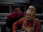 Filename=extant_StarTrek_VOY_4x12-MortalCoil_03238.jpg
Filesize=174KiB
Dimensions=1200x900
Date added=Sep 14, 2019 extant_StarTrek_VOY_4x12-MortalCoil_03238.jpg