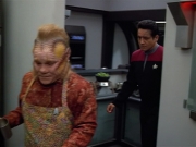 Filename=extant_StarTrek_VOY_4x12-MortalCoil_03247.jpg
Filesize=175KiB
Dimensions=1200x900
Date added=Sep 14, 2019 extant_StarTrek_VOY_4x12-MortalCoil_03247.jpg