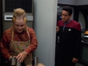 Filename=extant_StarTrek_VOY_4x12-MortalCoil_03253.jpg
Filesize=171KiB
Dimensions=1200x900
Date added=Sep 14, 2019 extant_StarTrek_VOY_4x12-MortalCoil_03253.jpg