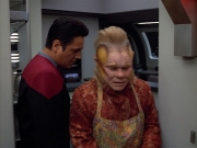 Filename=extant_StarTrek_VOY_4x12-MortalCoil_03266.jpg
Filesize=171KiB
Dimensions=1200x900
Date added=Sep 14, 2019 extant_StarTrek_VOY_4x12-MortalCoil_03266.jpg
