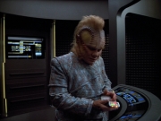 Filename=extant_StarTrek_VOY_4x12-MortalCoil_03392.jpg
Filesize=174KiB
Dimensions=1200x900
Date added=Sep 14, 2019 extant_StarTrek_VOY_4x12-MortalCoil_03392.jpg