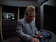 Filename=extant_StarTrek_VOY_4x12-MortalCoil_03393.jpg
Filesize=181KiB
Dimensions=1200x900
Date added=Sep 14, 2019 extant_StarTrek_VOY_4x12-MortalCoil_03393.jpg