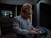 Filename=extant_StarTrek_VOY_4x12-MortalCoil_03398.jpg
Filesize=179KiB
Dimensions=1200x900
Date added=Sep 14, 2019 extant_StarTrek_VOY_4x12-MortalCoil_03398.jpg